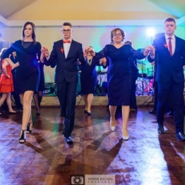 Pierwszym tańcem tego balu był - Polonez...