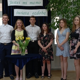 Życzenia dla wszystkich Mam z okazji Ich Święta 