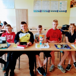 KONKURS SZKOLNY WIEM JAK POMÓC