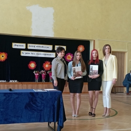 Wręczenie nagród Kawiarenkowiczom Teatralnym - Natalii Samborskiej , Karolinie Matyjasz i Kindze Kolbusz