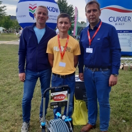 SUKCES NASZEGO UCZNIA W KRAJOWYM KONKURSIE DLA UCZNIÓW SZKÓŁ ROLNICZYCH  NA V KRAJOWYCH DNIACH POLA W BOGUCHWALE