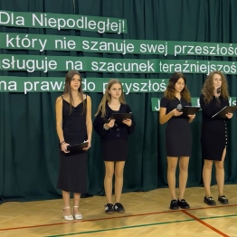 Koncert piosenki patriotycznej dla rodziców