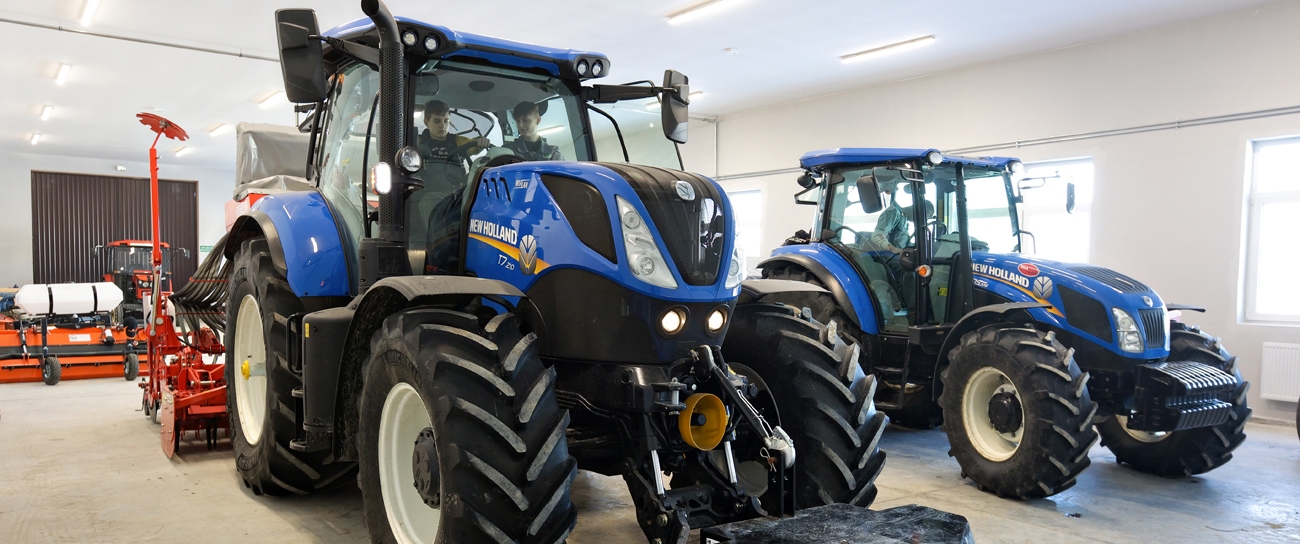 Zdjęcie - Slider Zespół Szkół CKR im. Jana Pawła II w Brzostku